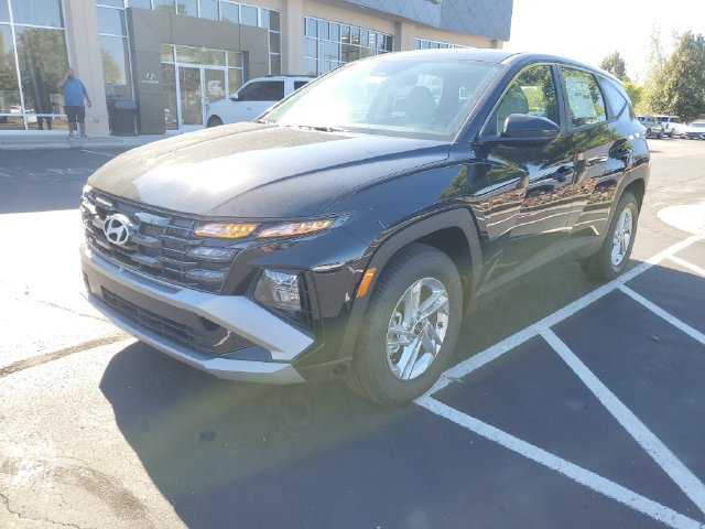 New 2026 Hyundai Tucson SE AWD/4WD image 2