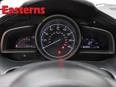 Used 2017 MAZDA MAZDA3 Sport FWD image 17