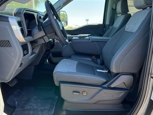 New 2026 Ford F250 XLT w/ XLT Premium Package AWD/4WD image 17
