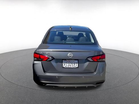 Used 2025 Nissan Versa SV FWD image 10