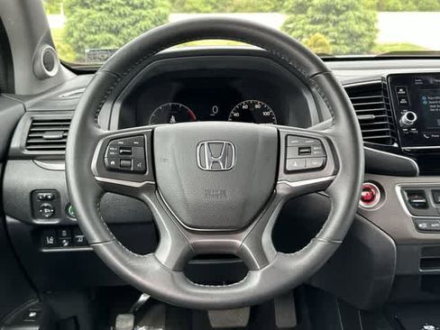 Used 2024 Honda Ridgeline Sport image 7
