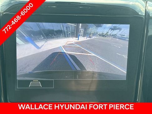 Used 2020 Chevrolet Traverse LT FWD image 28