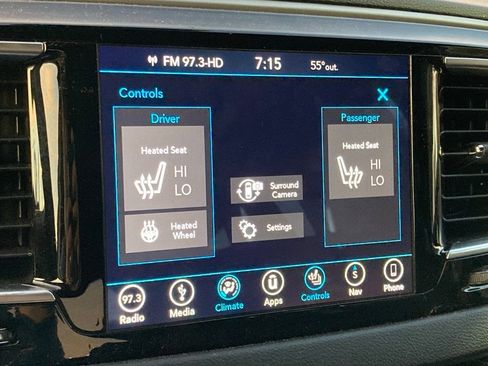 Used 2019 Chrysler Pacifica Touring Plus w/ Advanced Safetytec Group image 22