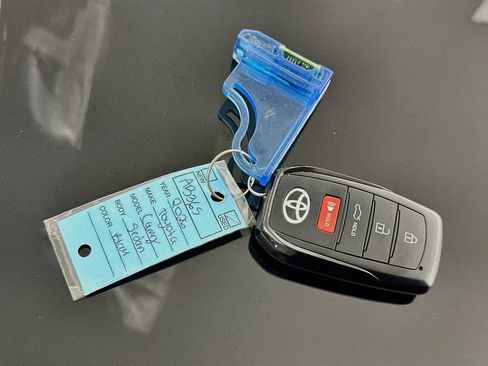 Used 2026 Toyota Camry SE FWD image 34