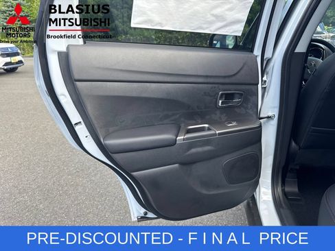 Used 2025 Mitsubishi Outlander Sport SE AWD/4WD image 21