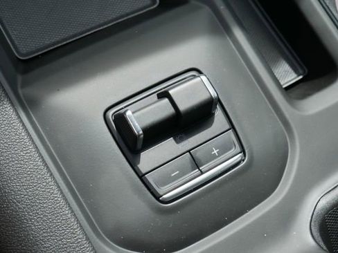 Used 2025 GMC Sierra 2500 AT4 w/ AT4 Premium Plus Package AWD/4WD image 24