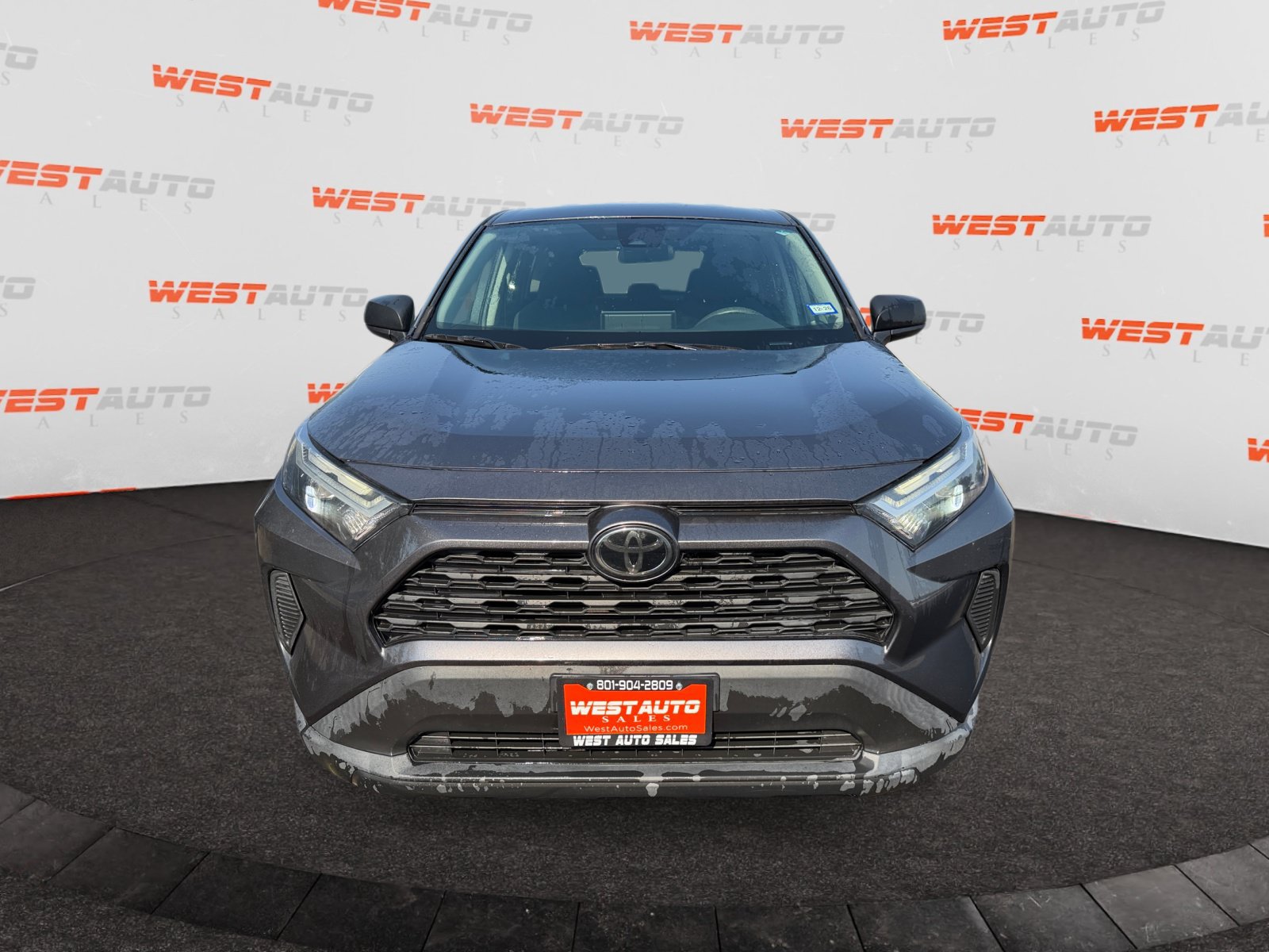 Used 2023 Toyota RAV4 LE AWD/4WD image 8
