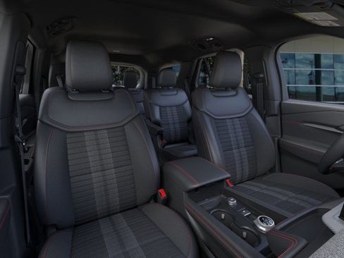 New 2026 Ford Explorer ST-Line w/ ST-Line Street Pack image 11