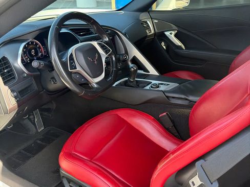 Used 2018 Chevrolet Corvette Stingray Coupe w/ Carbon Flash Badge Package RWD image 12