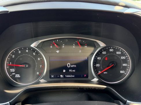 Used 2024 Chevrolet Blazer LT w/ Convenience Package FWD image 30