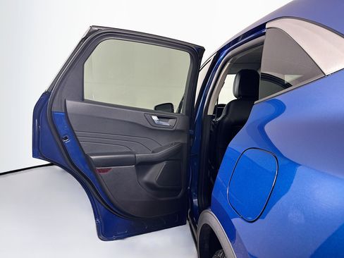 Used 2022 Ford Escape SEL FWD image 25