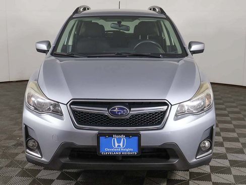 Used 2017 Subaru Crosstrek 2.0i Premium AWD/4WD image 10
