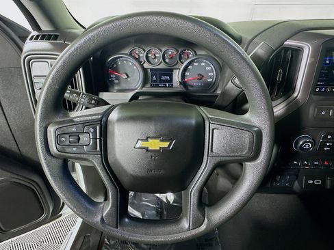 Used 2023 Chevrolet Silverado 1500 Custom image 15