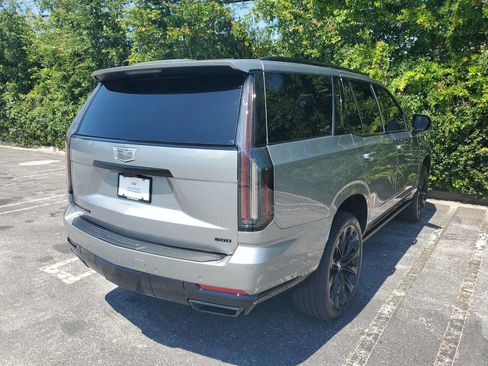 Used 2025 Cadillac Escalade Sport Platinum AWD/4WD image 5