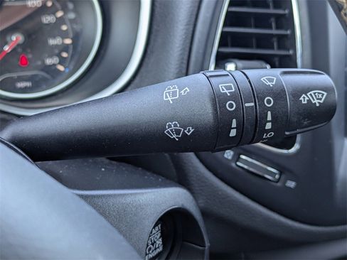 Used 2021 Jeep Compass Latitude image 28