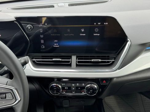 New 2026 Chevrolet Trax LT w/ Driver Confidence Package image 28