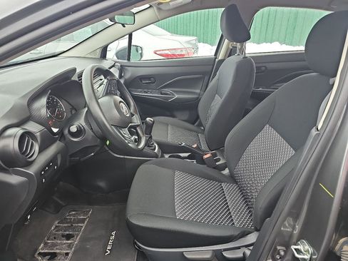 Used 2024 Nissan Versa S image 4