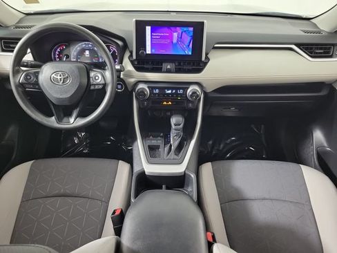 Used 2023 Toyota RAV4 XLE FWD image 16