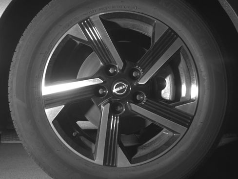 Used 2025 Nissan Sentra SV FWD image 13