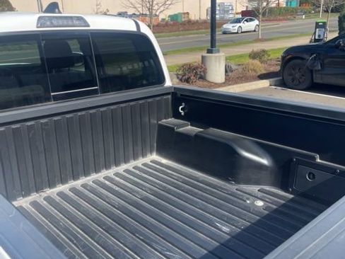 Used 2022 Toyota Tacoma SR5 image 2