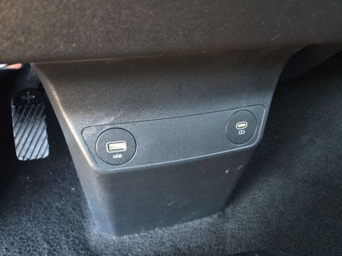 Certified 2023 Kia EV6 Wind w/ Wind Technology Package image 30