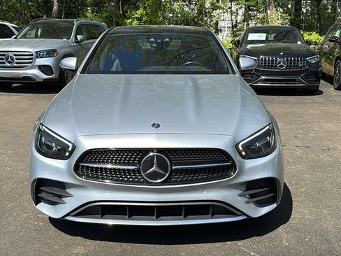 Used 2021 Mercedes-Benz E 350 4MATIC Sedan image 9