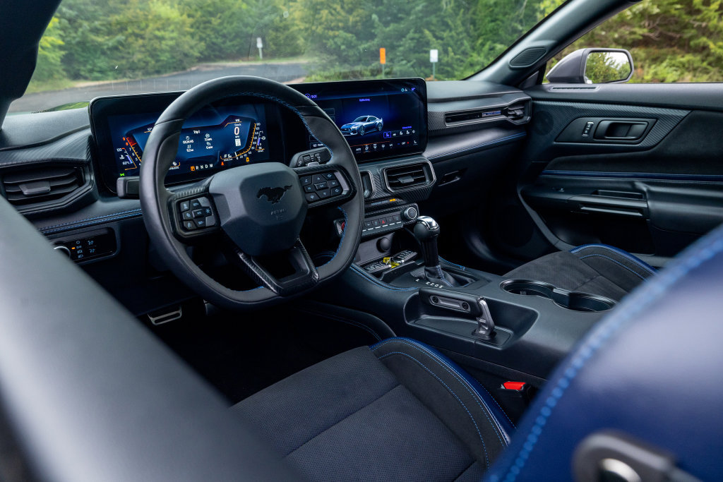 Used 2024 Ford Mustang Dark Horse RWD image 74