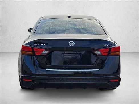 Used 2021 Nissan Altima 2.5 SV image 6