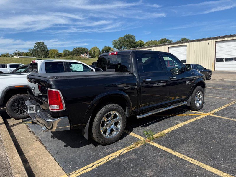 Used 2015 RAM 1500 Laramie w/ Convenience Group AWD/4WD image 3