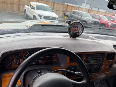 Used 1999 Ford F350 4x4 Crew Cab DRW Super Duty image 64