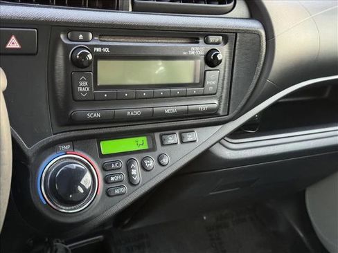 Used 2012 Toyota Prius C One image 15