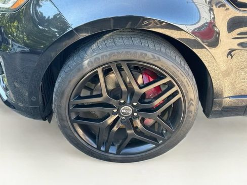 Used 2018 Land Rover Range Rover Sport Supercharged AWD/4WD image 27