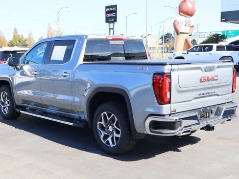 Certified 2023 GMC Sierra 1500 SLT image 6