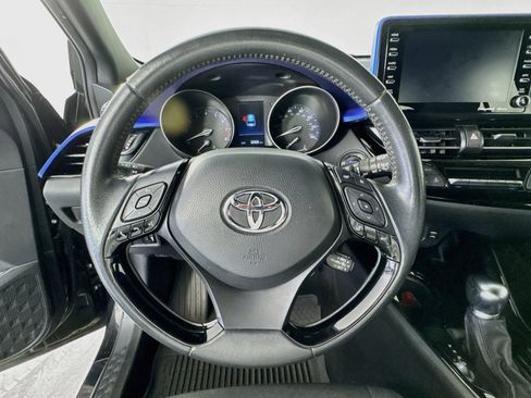 Certified 2021 Toyota C-HR XLE FWD image 11