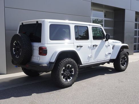 Used 2024 Jeep Wrangler Unlimited Rubicon 4xe AWD/4WD image 4