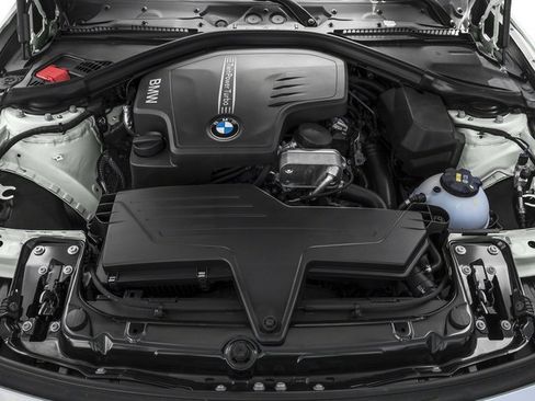 Used 2016 BMW 328i xDrive Wagon AWD/4WD image 12