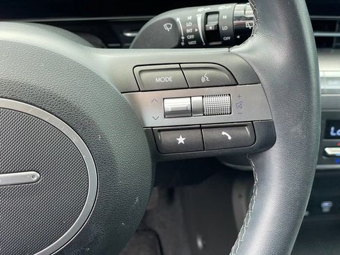 Used 2025 Hyundai Kona SEL AWD/4WD image 18