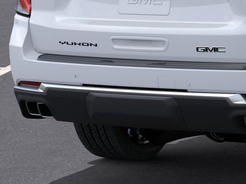 New 2026 GMC Yukon XL Denali w/ Denali Reserve Package AWD/4WD image 14