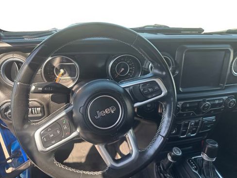 Used 2021 Jeep Gladiator Overland w/ Popular Equipment Package image 11