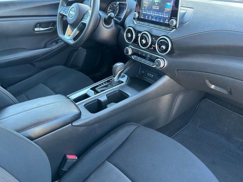 Used 2024 Nissan Sentra SV image 31