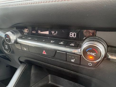 Used 2024 MAZDA MAZDA3 s image 33