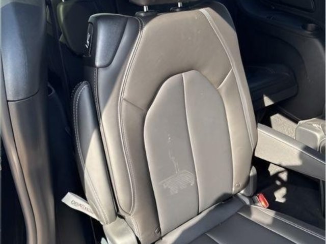 New 2026 Chrysler Pacifica Select w/ S Appearance Package AWD/4WD image 35