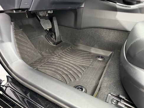 New 2025 Toyota Prius XSE Premium image 29