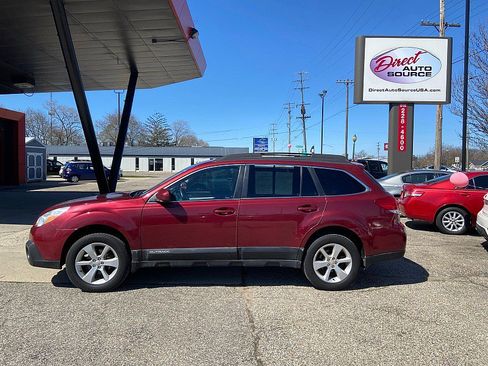 Used 2013 Subaru Outback 2.5i Premium image 1