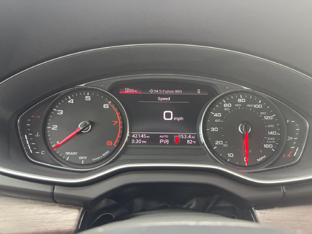 Used 2023 Audi Q5 2.0T Premium w/ Convenience Package AWD/4WD image 40