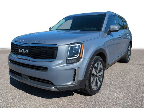 Used 2022 Kia Telluride S FWD image 1