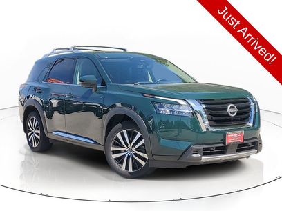 Used 2023 Nissan Pathfinder Platinum