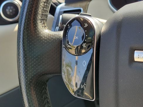 Used 2019 Land Rover Range Rover Sport HSE image 20