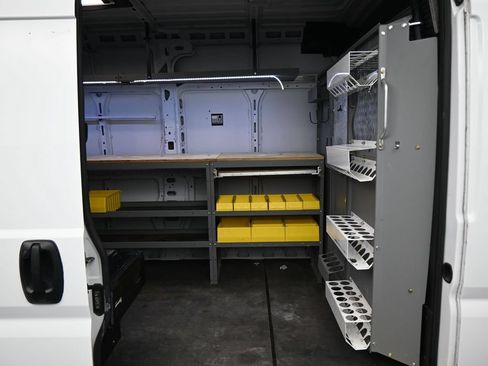 Used 2024 RAM ProMaster 2500 w/ Premium Convenience Group FWD image 28