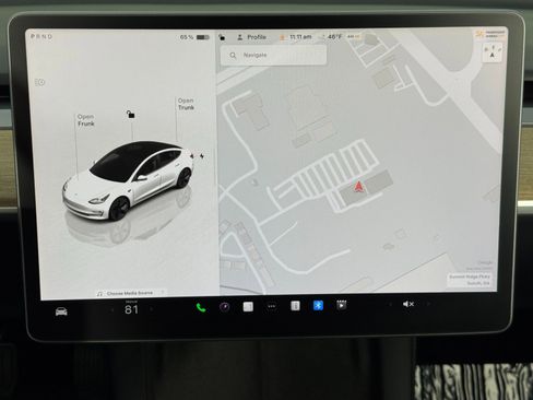 Used 2023 Tesla Model 3 Standard Range image 21